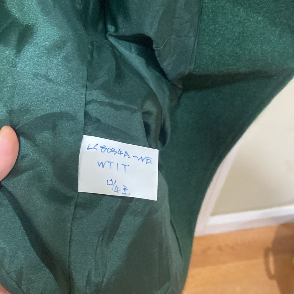 New Line and Dot Elegant Green Coat - Picture 9 of 11